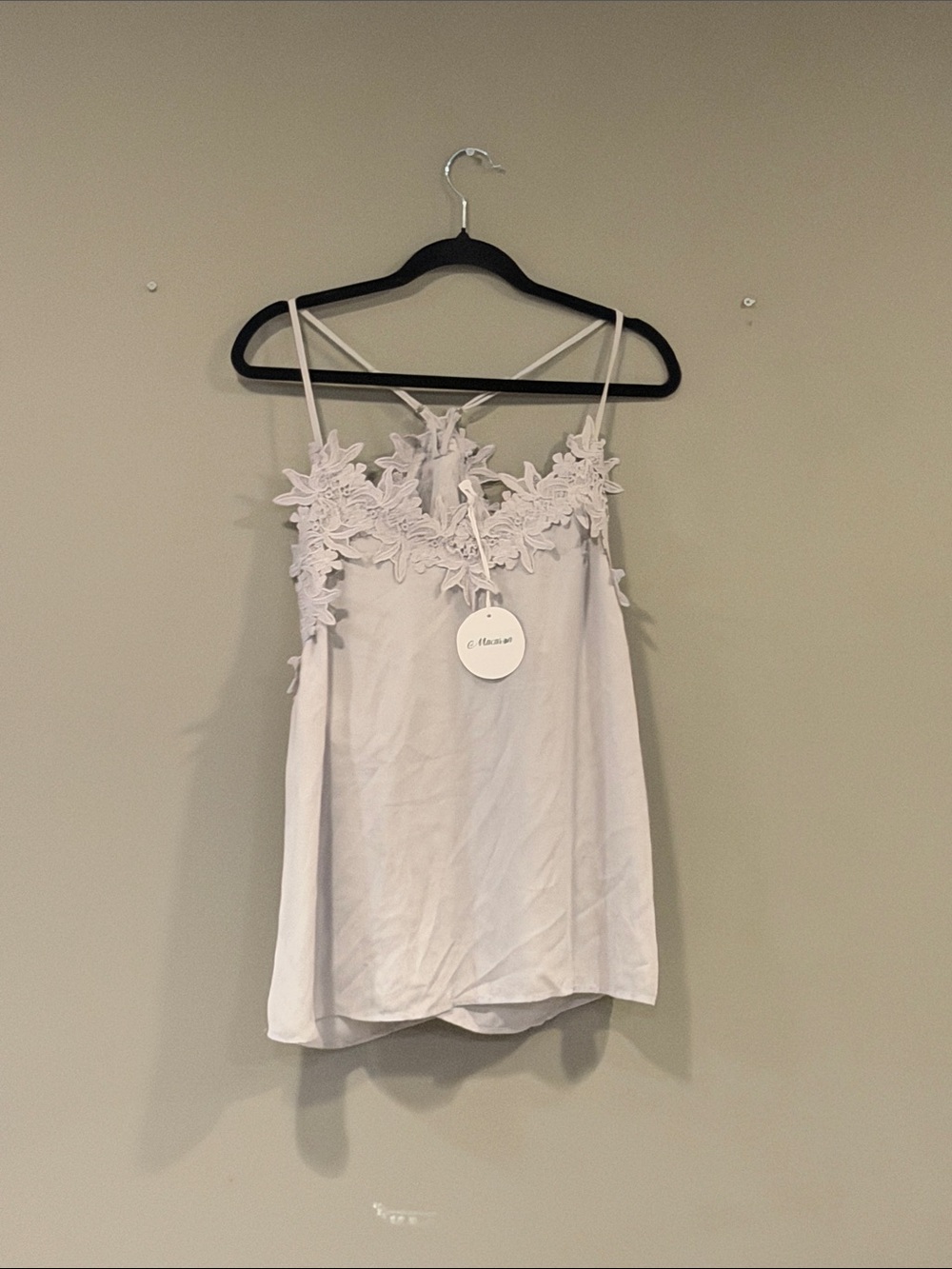 MACARON White Floral-Appliqué Lace Camisole